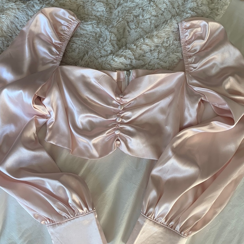 NWOT Pink Puff Balloon Sleeve Top